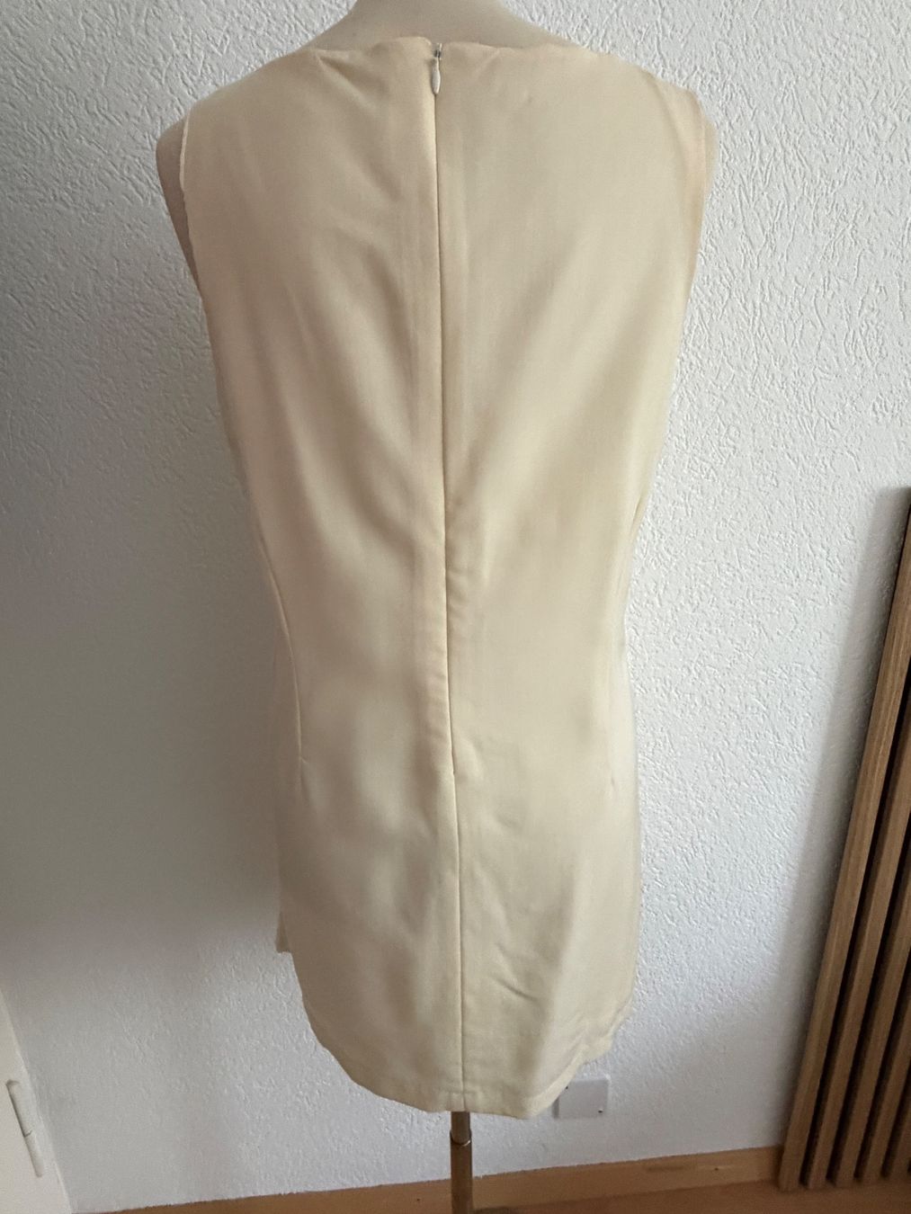 Kleider: Trussardi Set S – Gebraucht aus Liestal von Goldart 3
