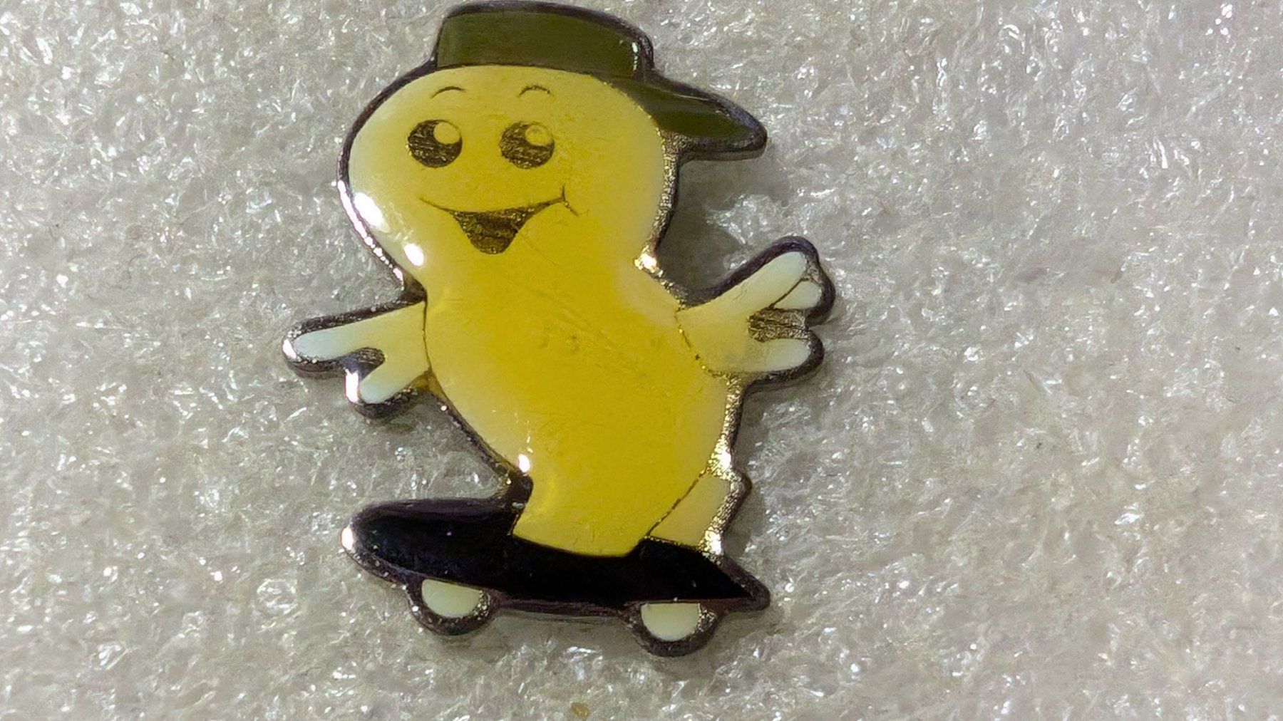 Placchette & Badge: Ansteckpin 167: Maga Bio – Usato da Oppligen venduto da Pin-Fall-Shop