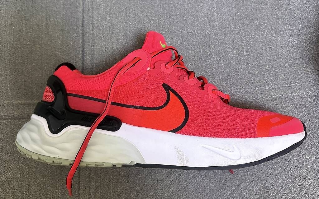 Scarpe da uomo: Nike Schuhe  – Usato da Muttenz venduto da Callejero 1