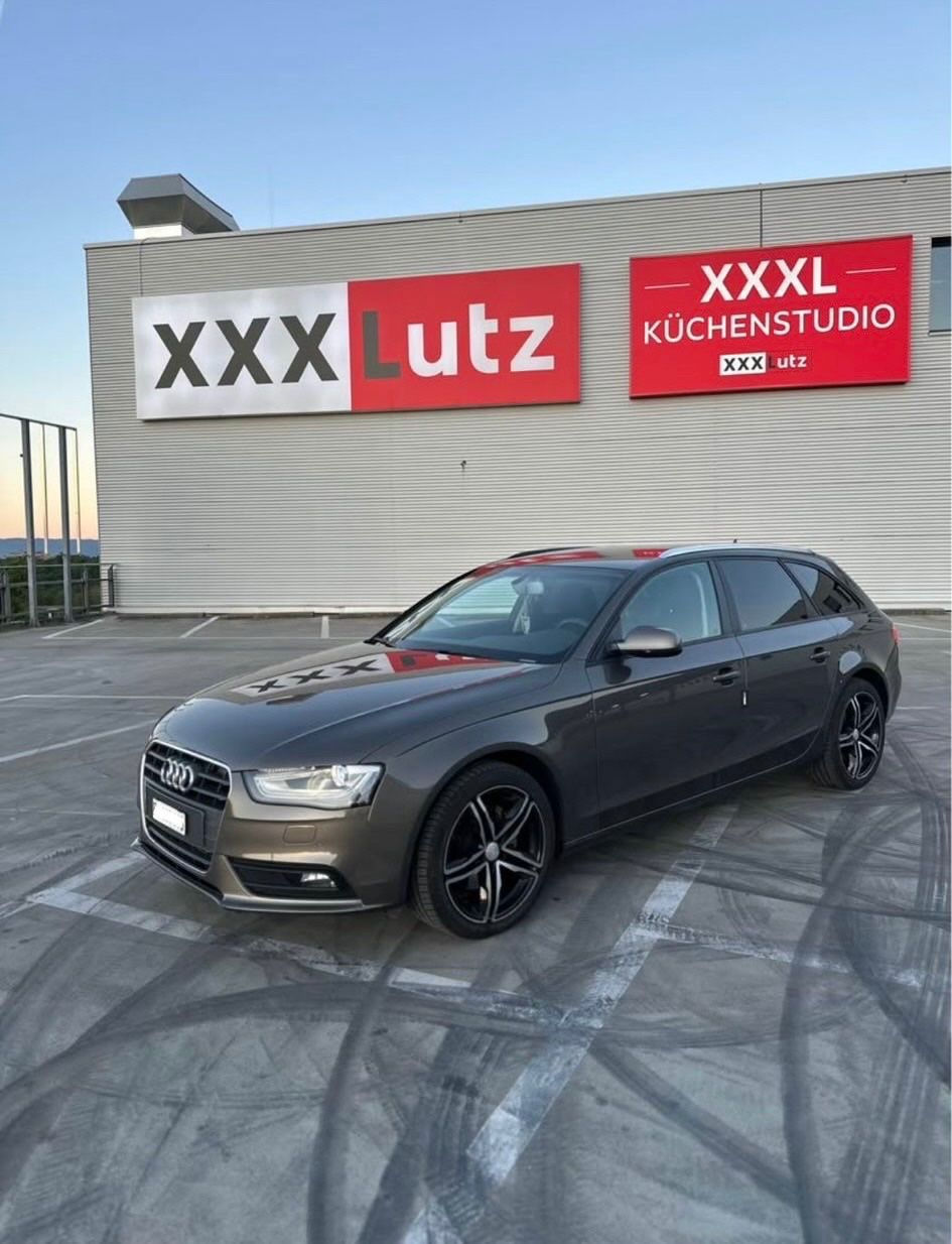 Audi Automobili: Audi A4 Avant - Schaltgetriebe – Usato da Pratteln venduto da Niki_12