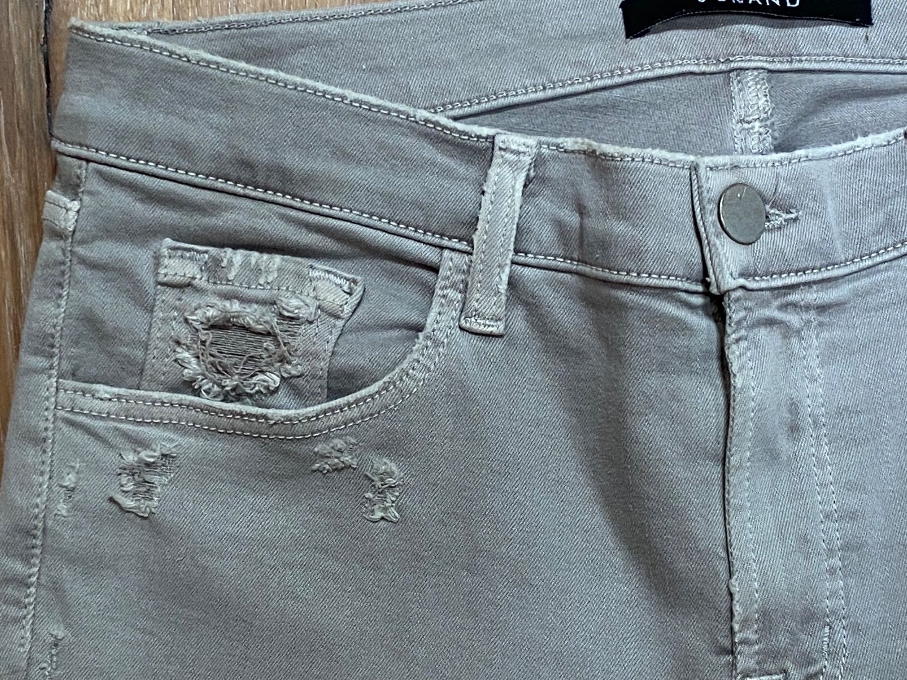 Jeans: Great J Brand khaki jeans – Usato da Grund b. Gstaad venduto da PlageNeige 3