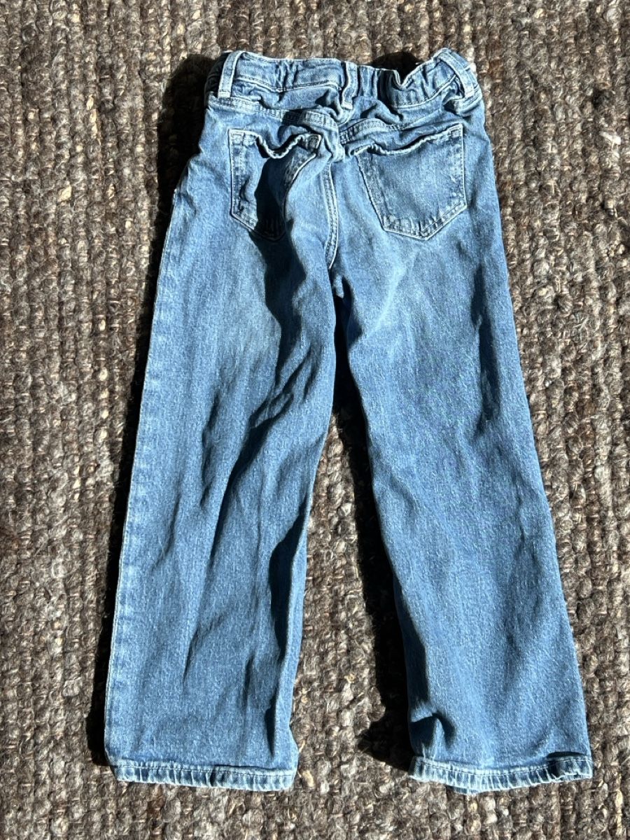H&M Pantaloni: H&M Kinder Jeans Gr 110 – Usato da Winterthur venduto da LeonoraCor 1