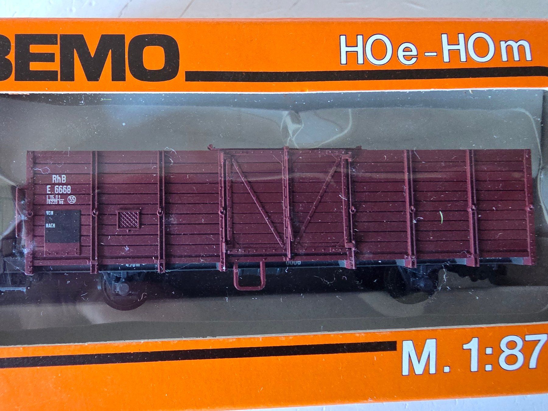 Bemo Modellini di ferrovie: 6 Stück verschiedene RhB Güterwagen – Nuovo (secondo la descrizione) da Seuzach venduto da Loeckeli01 6