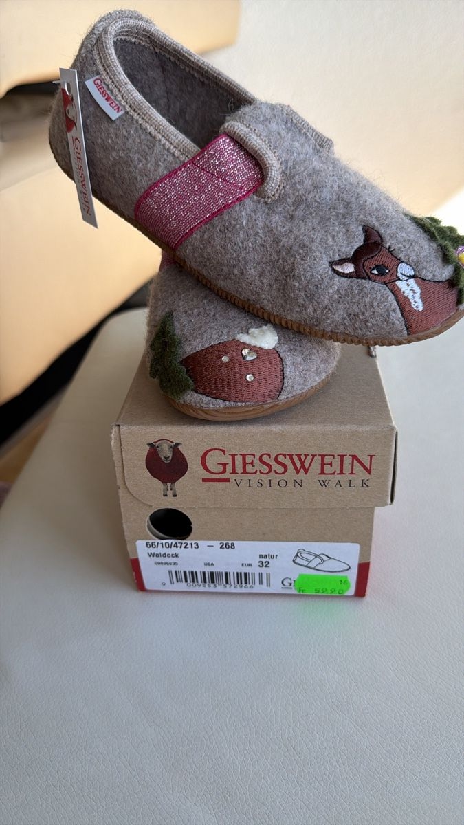 Scarpe per ragazze: 32-Giesswein Hausschuhe Waldeck Mädchen – Nuovo e nell'imballaggio originale da Bäretswil venduto da esthersitak