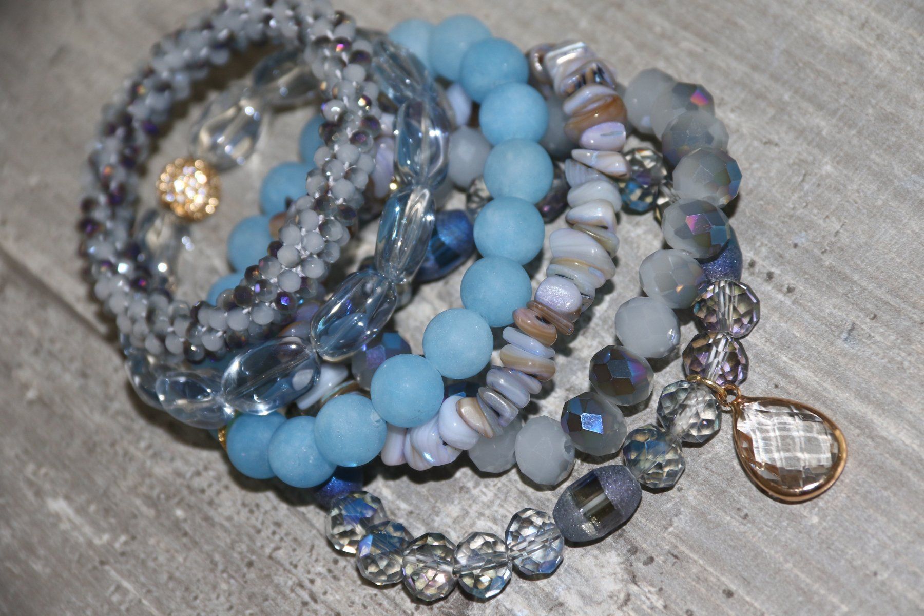Bracciali & Braccialetti: Mega schönes Chic Armband Set 6tlg. NEU – Nuovo (secondo la descrizione) da Oberwil-Lieli venduto da Svetlana28 4