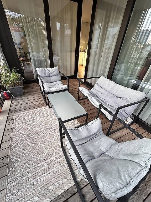 Tischset: Gartenmöbel / Balkonmöbel inkl. Teppich  – Gebraucht aus Allschwil von ann_2t6s 2