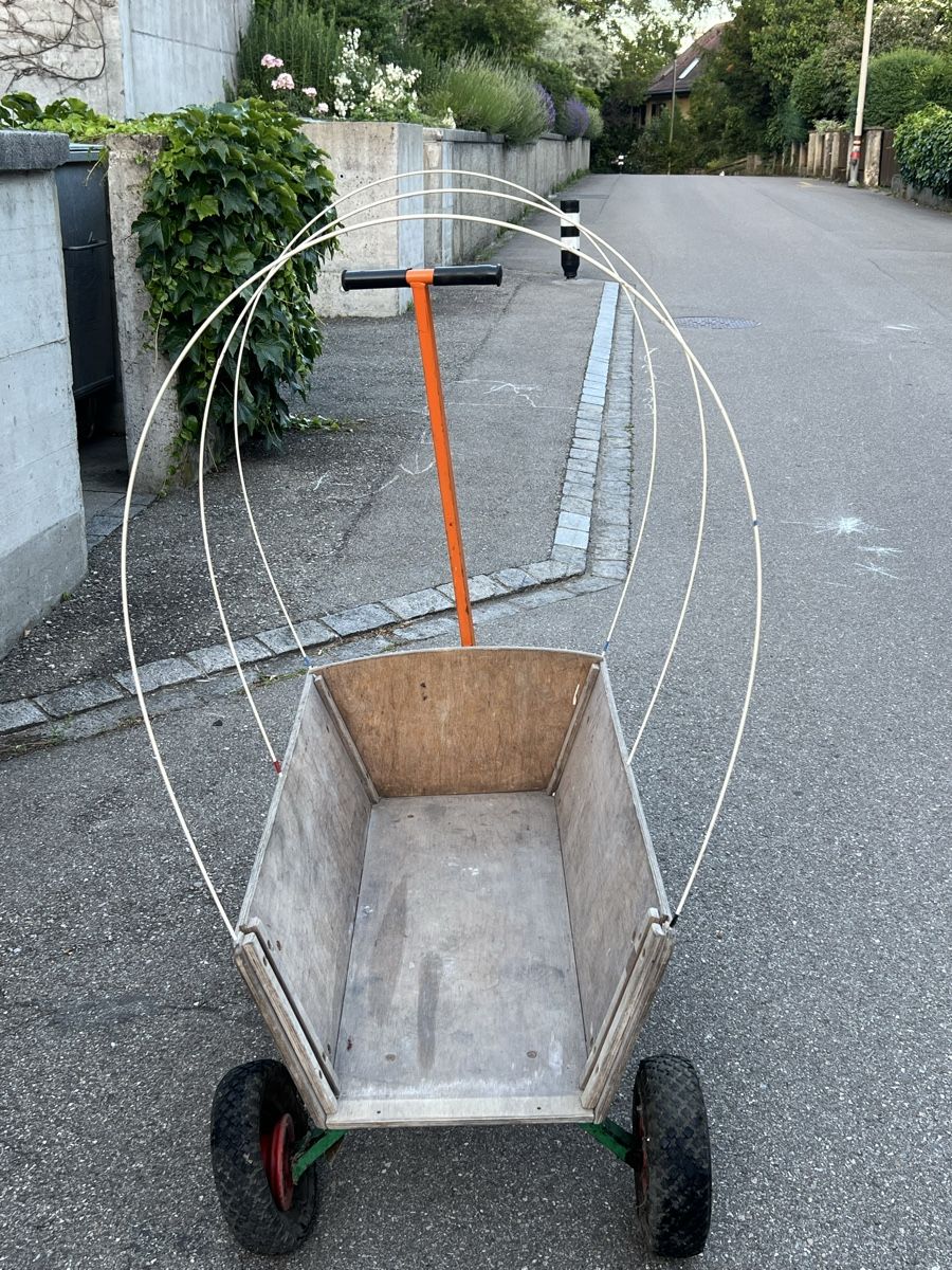 Spielzeuge: Bollerwafen – Gebraucht aus winterthur von Cw5 3