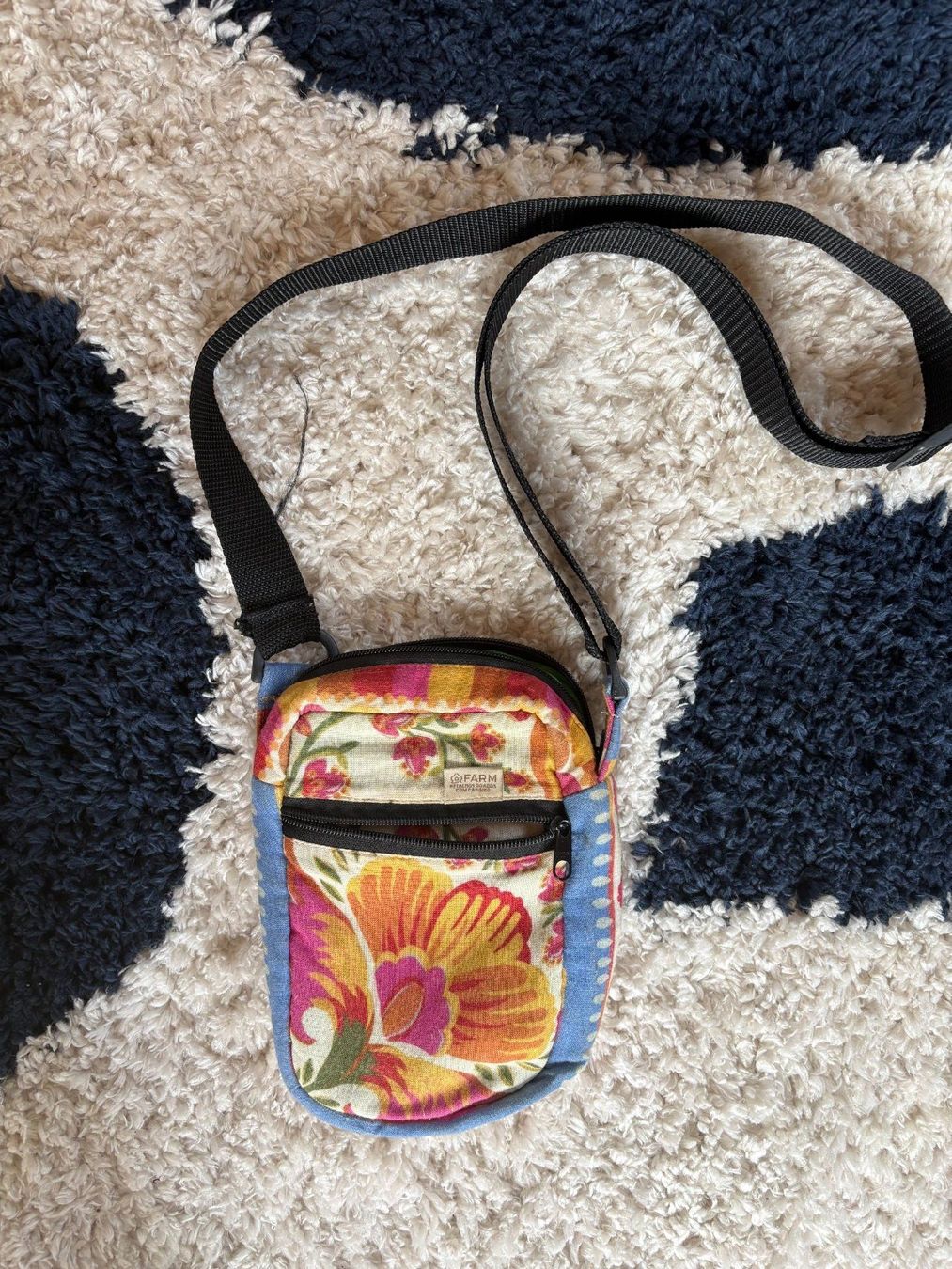 Borse da donna: Farm Rio crossbody bag – Usato da Fribourg venduto da georgeabottino