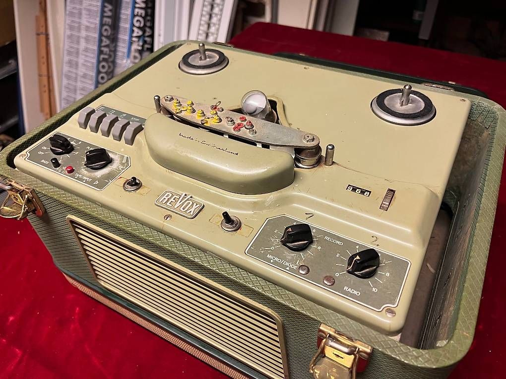 Revox Apparecchi a nastro: Magnétophone REVOX E36 portable  Studer  Non testé – Usato da La Chaux-de-Fonds venduto da Simone1180