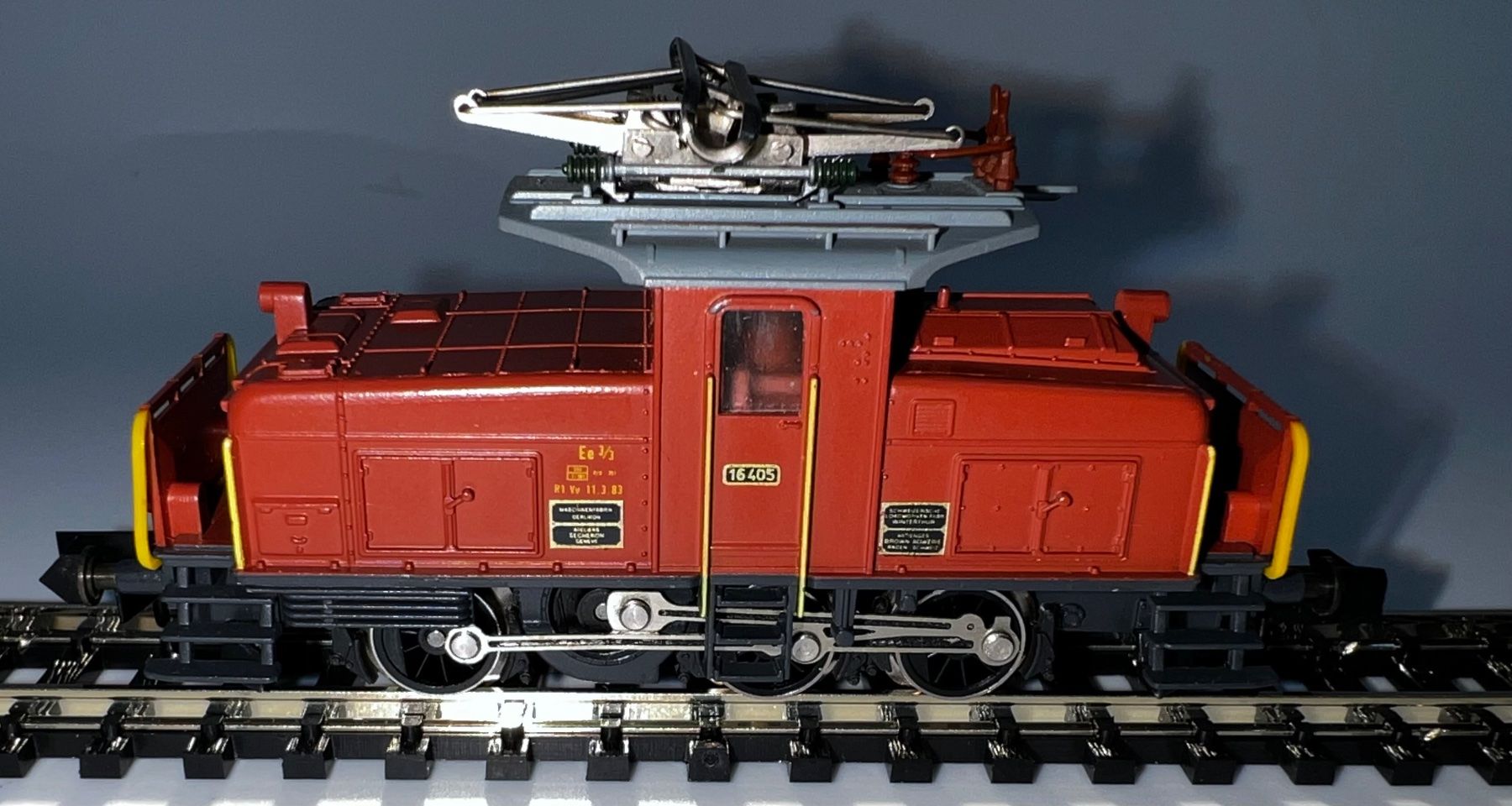 Arnold Trains électriques: Lok, Arnold-N, Ee 3/3 der SBB (2425) – D'occasion à Basel par jonnyhaas 1