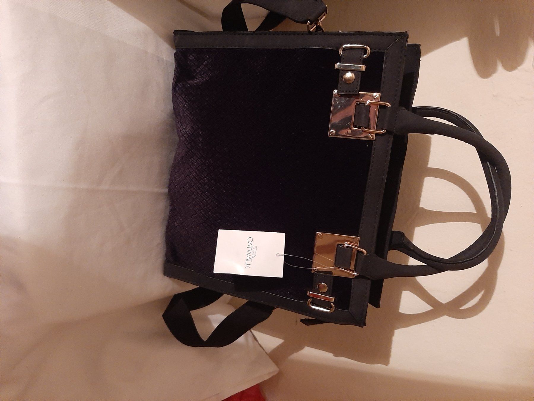Taschen für Damen: Handtasche – Neu (gemäss Beschreibung) aus Basel von zaa_7ft5