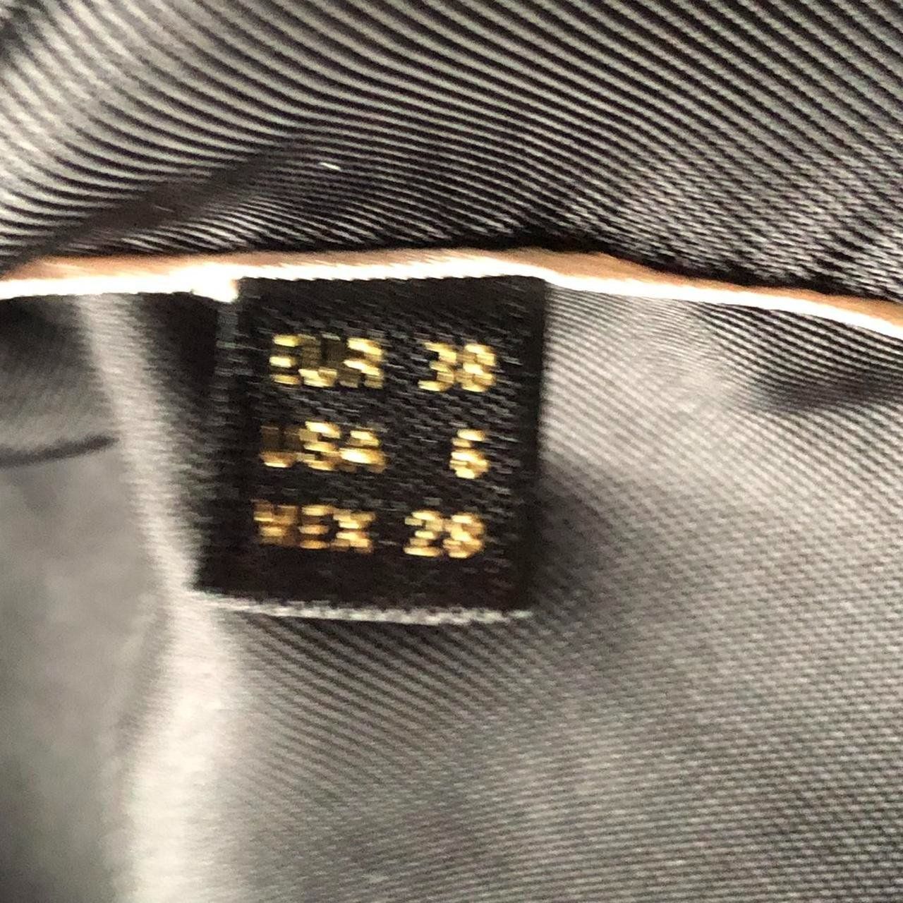 Massimo Dutti Completi & Tailleur: Suit Massimo Dutti Women Black 38 – Usato da Genève venduto da ang_7j7j 5
