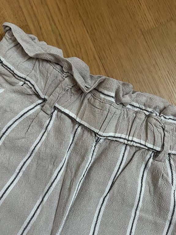 Pantalons: Stoffhose – D'occasion à Schüpfheim par car_7slp 2