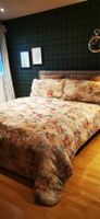 Tagesdecke mit Kissen Set Blumenmuster im englischen Stil