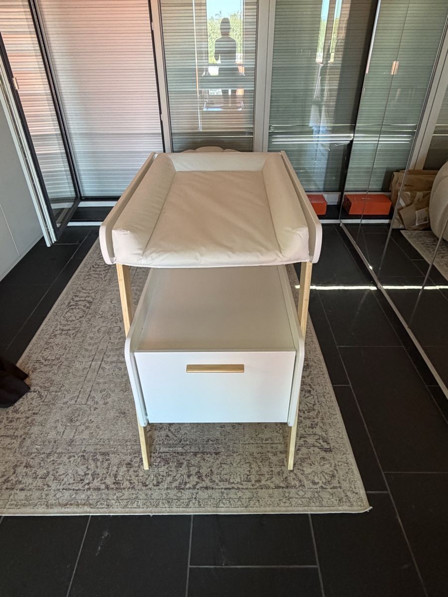 La Redoute Fasciatoi & Accessori: Changing table + mattress la Redoute as new  – Usato da Kilchberg ZH venduto da roz_qcj7