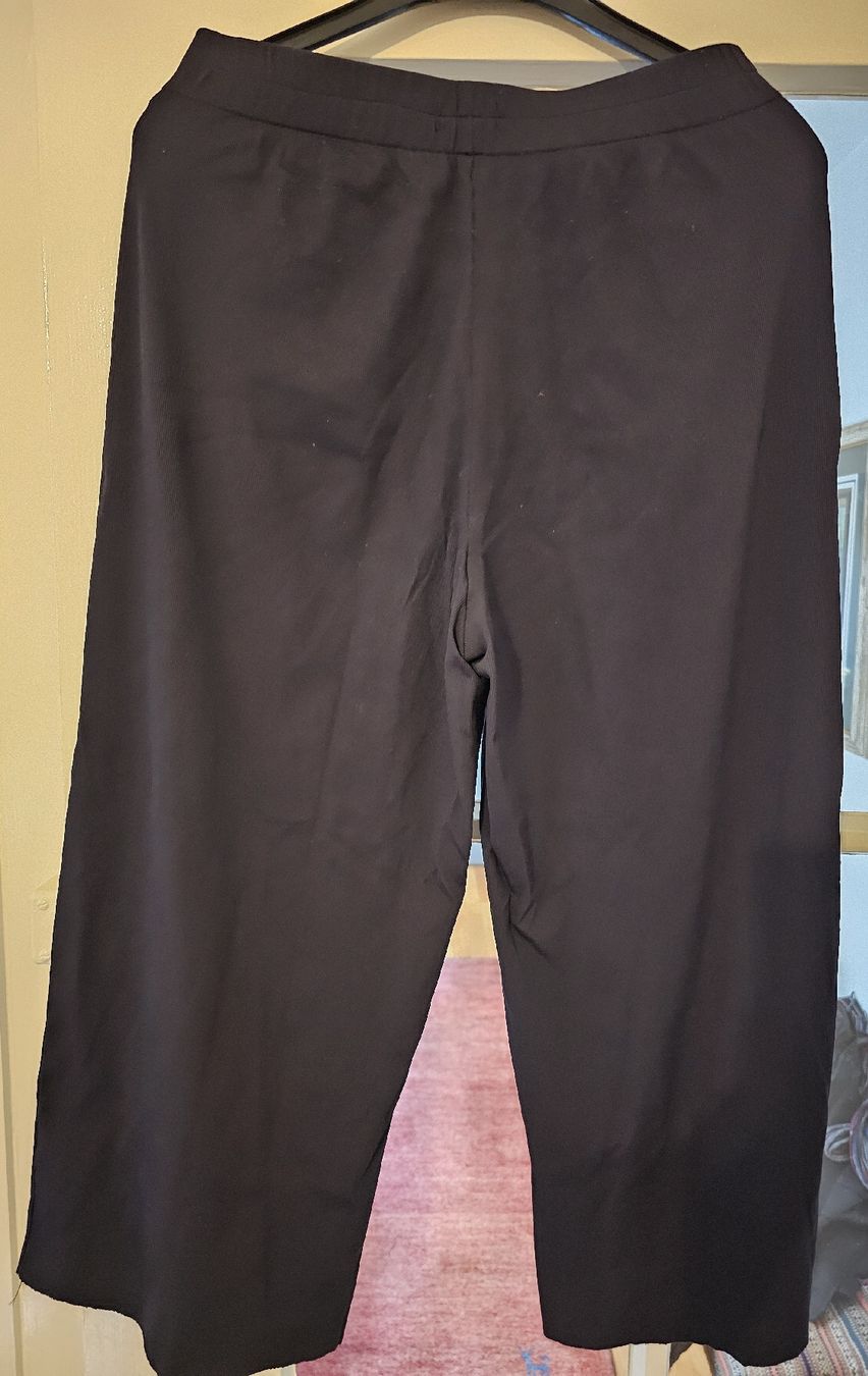 Element Pantaloni: Pantalon large noir elegante Elemente Clemente taille 2 – Usato da Tecknau venduto da Anadias 2