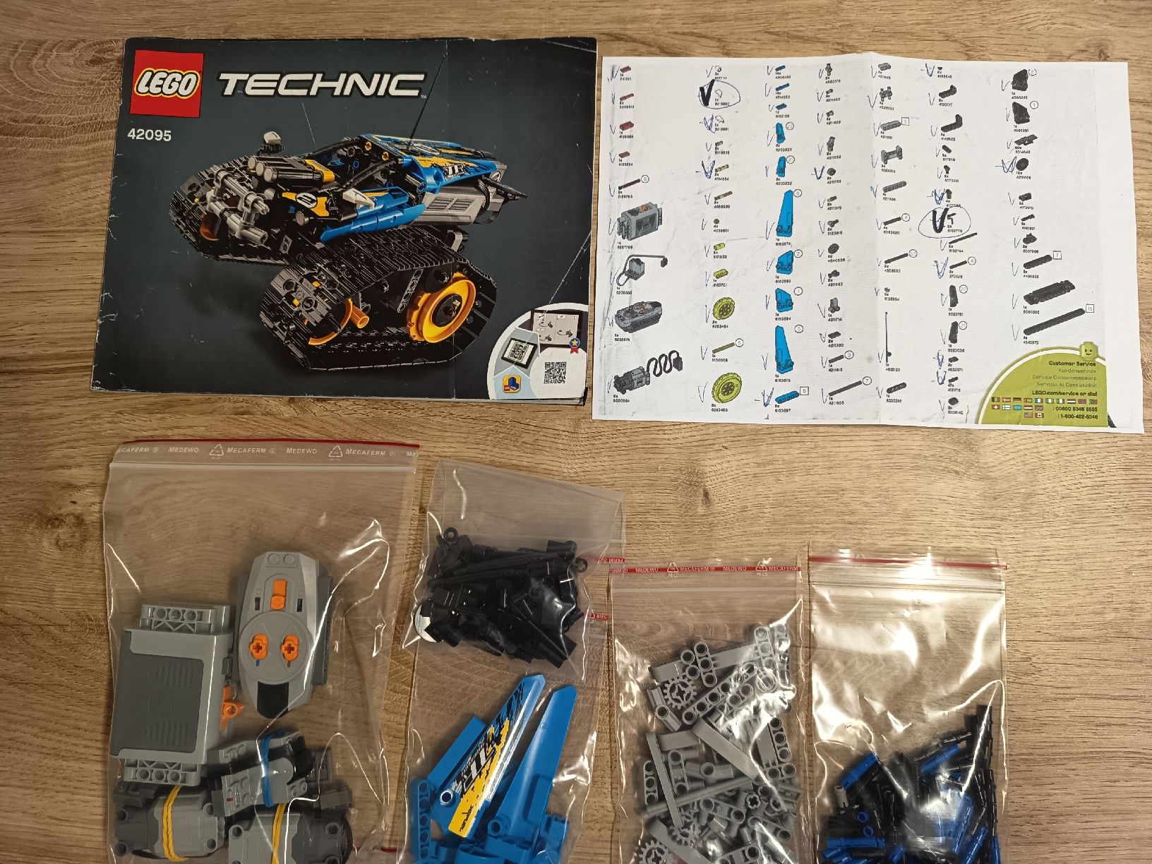 Lego Kit di costruzioni: lego Technic 42095 – Usato da Frauenfeld venduto da sveno666 1