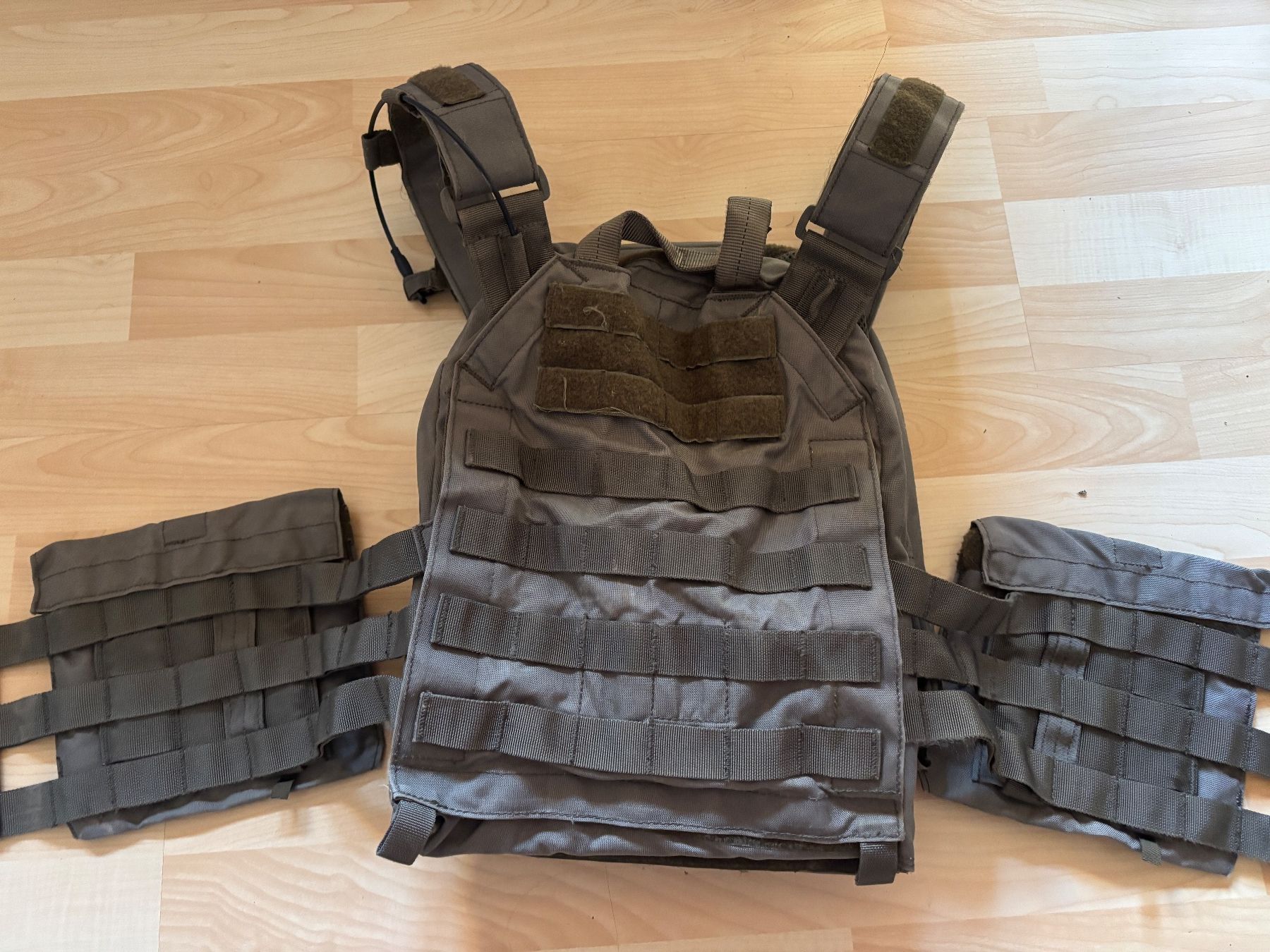 Schweizer Armee Uniformen: MBAS Platte Carryer  L-XXL – Gebraucht aus Subingen von Guss91 6