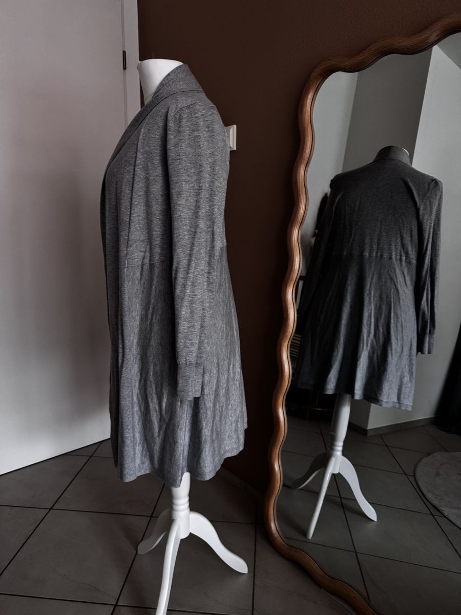Phase Eight Jacken: Phase Eight Jacke aus graumeliertem Strick, Gr. 46 – Gebraucht aus Muttenz von einfach-schoen 1