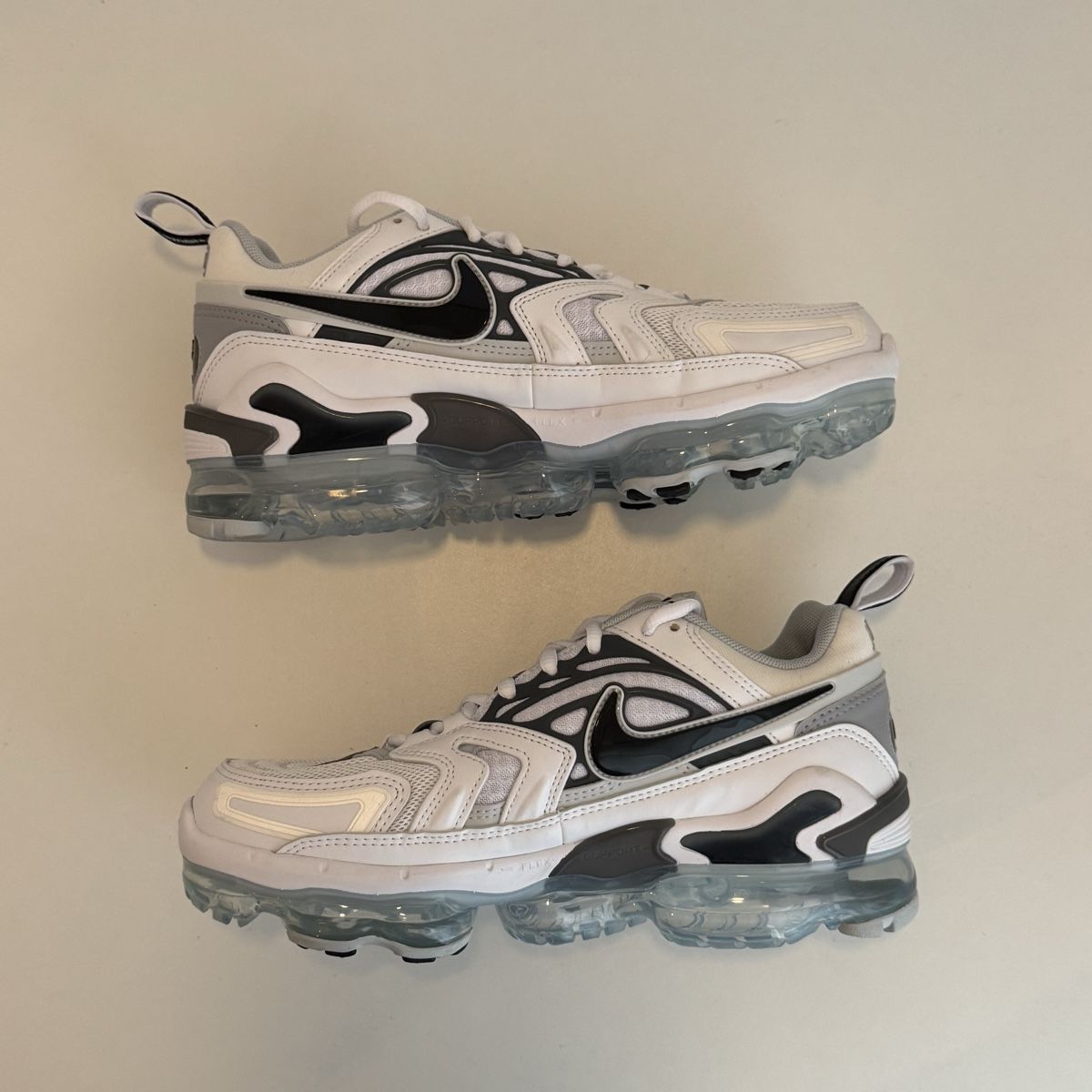 Nike Scarpe da uomo: Nike Air VaporMax Evo – Nuovo (secondo la descrizione) da Goldach venduto da elijah2000