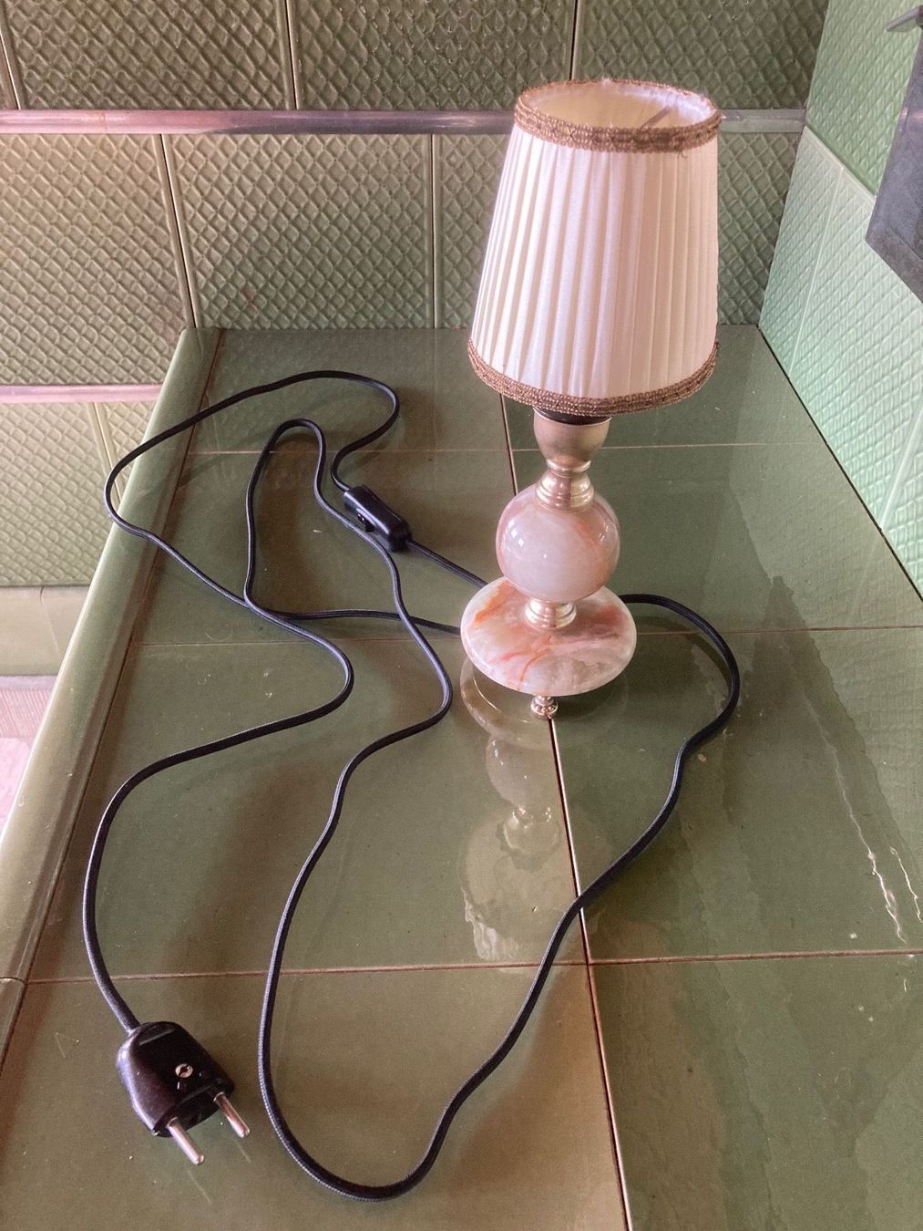 Lampade: Tischlampe, E14, Nachttischlampe – Usato da Neftenbach venduto da 889095