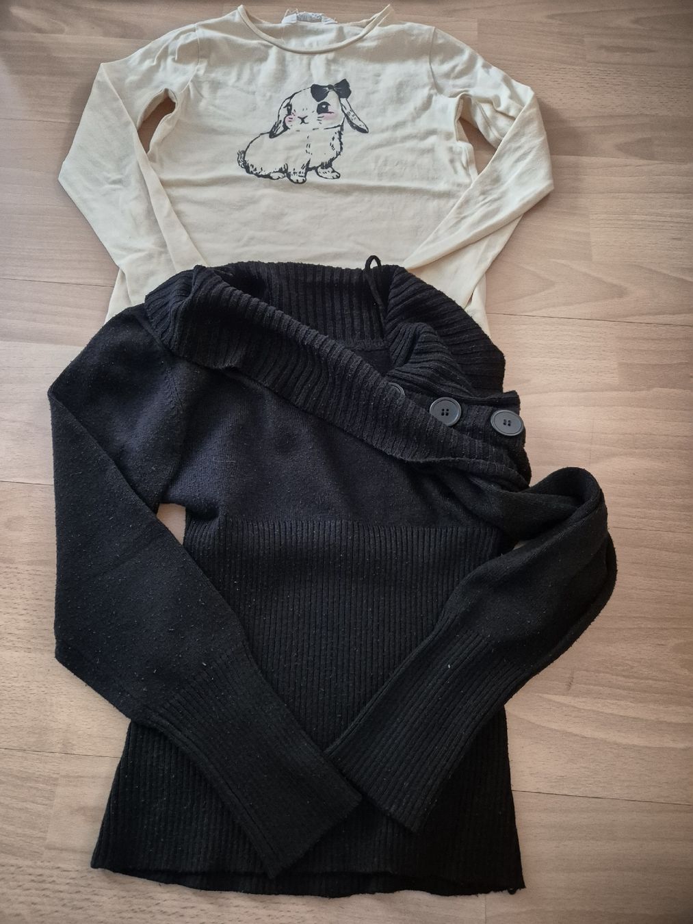 Lotti & Set di vestiti: Kleiderpaket Gr. 122/128, 134/140 – Usato da Kappel SO venduto da tiger1921 5