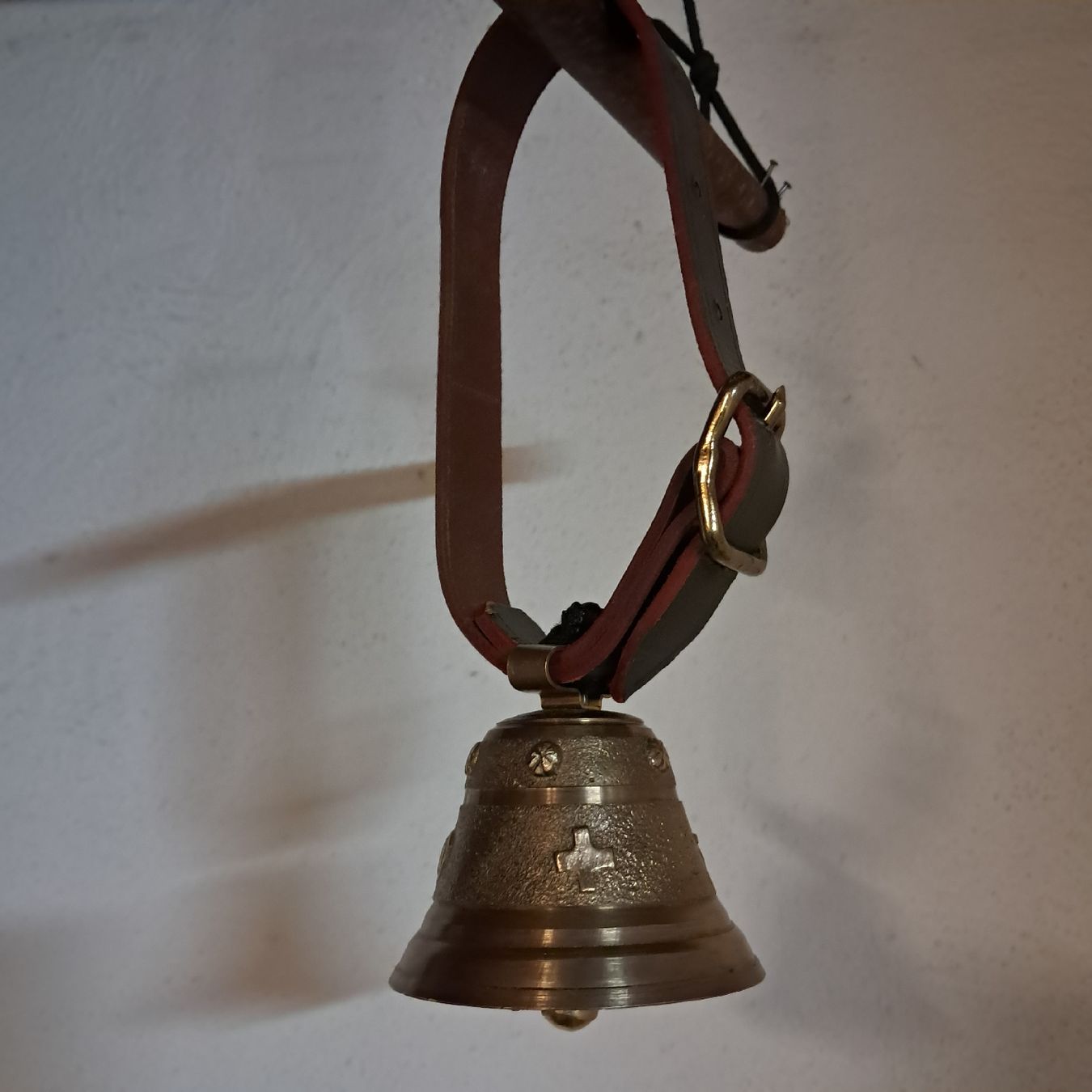 Campanacci mucche: Kleine Schweizer Glocke – Usato da Murten venduto da SHETHOF 4