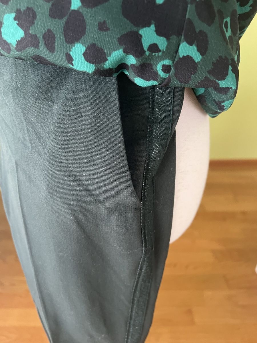 Lotti di vestiti: Bluse und Hose Gr. 38/40 – Usato da Ebikon venduto da happynat 4