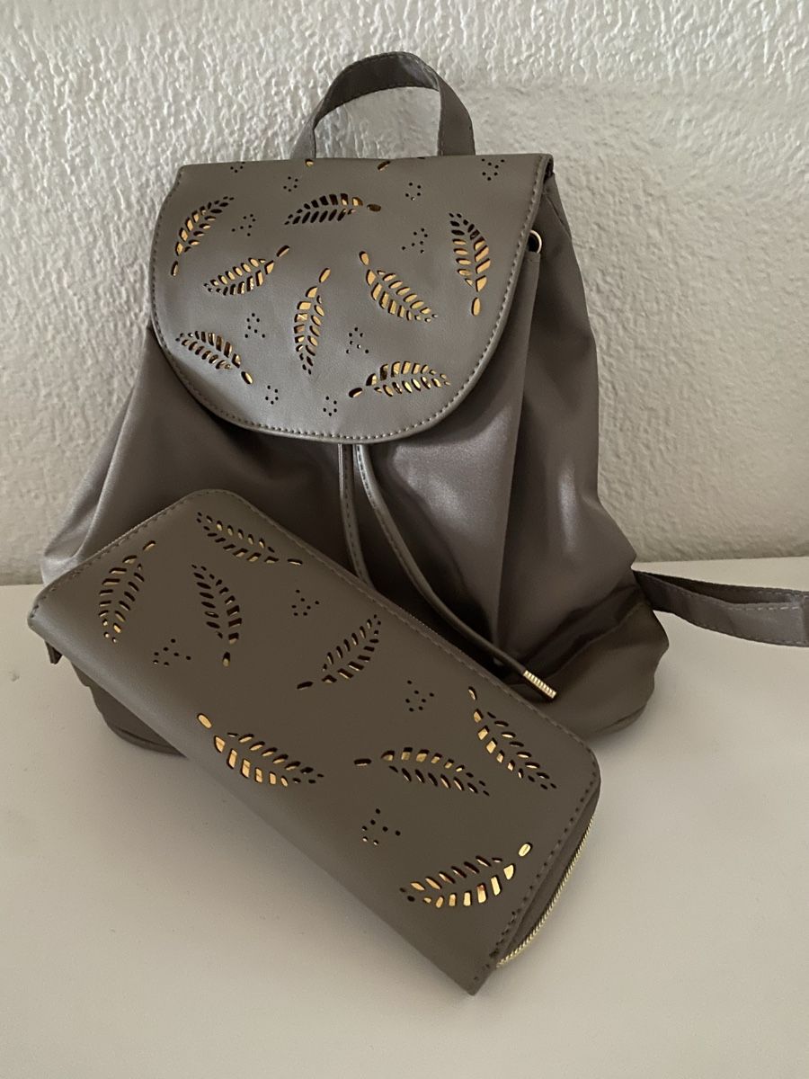 Zaini: Rucksack mit Portemonnaie, Neu – Nuovo (secondo la descrizione) da Au ZH venduto da jul_h26s
