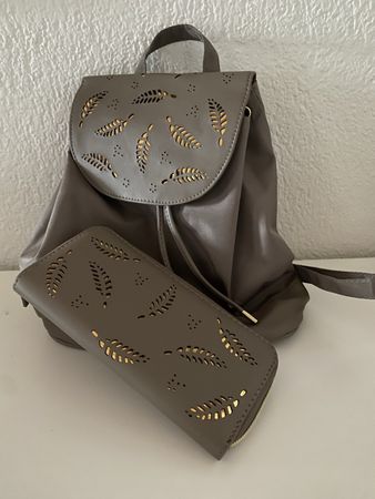 Rucksack mit Portemonnaie, Neu