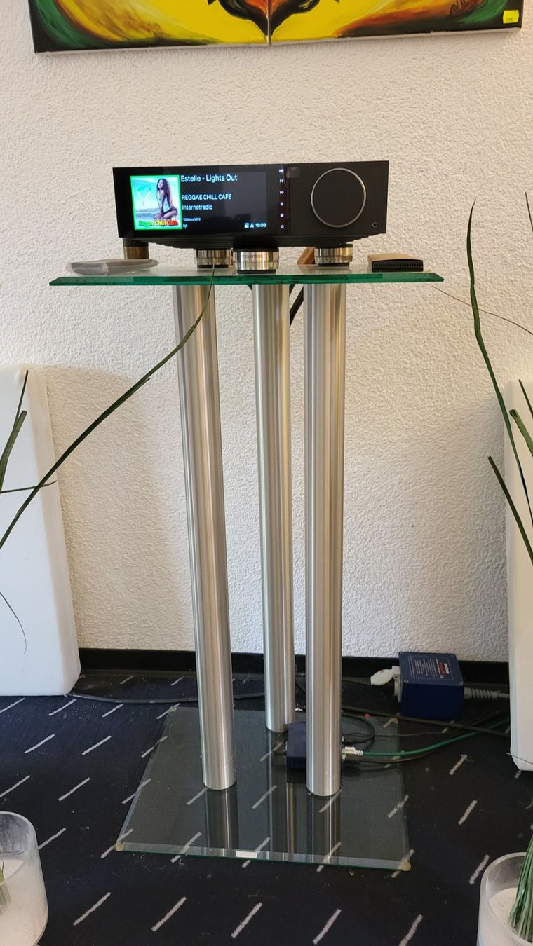 Altro in Decorazioni & Accessori: Universal Glass Stand – Usato da Schaan venduto da hifiproject 1