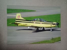 Ak Flugzeug Schweiz Pilatus PC-9 C406 c/n 214
