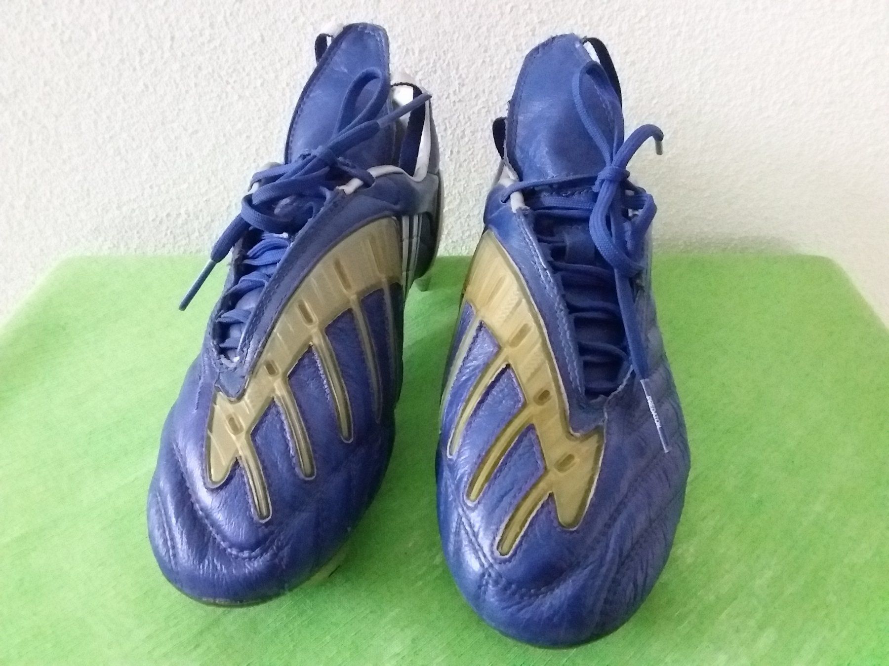 Adidas Scarpe da uomo: ADIDAS PREDATOR Gr 40 2/3, mit Zubehör – Usato da Uitikon Waldegg venduto da Risibisi7 3
