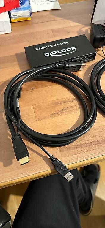 Cavi: Delock 2 Port HDMI KVM – Usato da Aarau venduto da Slaxx