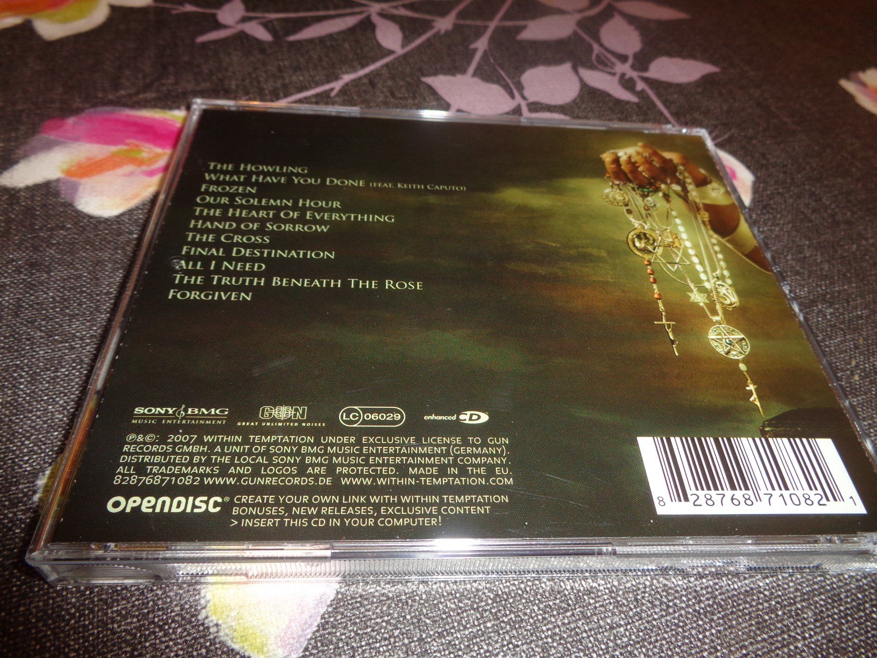 CD: Within Temptation - The Heart of Everything CD – Usato da Olten venduto da Disc-Ausverkauf 1