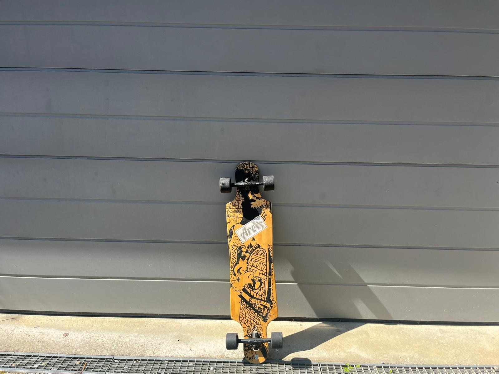 Skateboards: Lonboard Area, Zebra – Usato da Rifferswil venduto da tob_8f2c