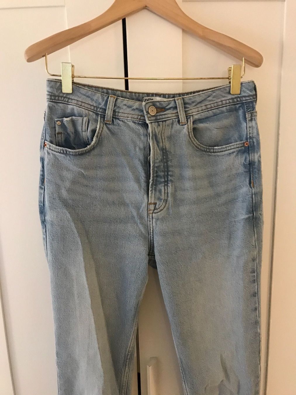 Zara Jeans: Zara Flaire Jeans – D'occasion à Zürich par jujusi 1