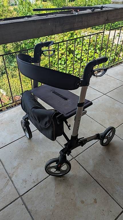Gehhilfen: Rollator déambulateur  – Gebraucht aus Provence von tokoclo