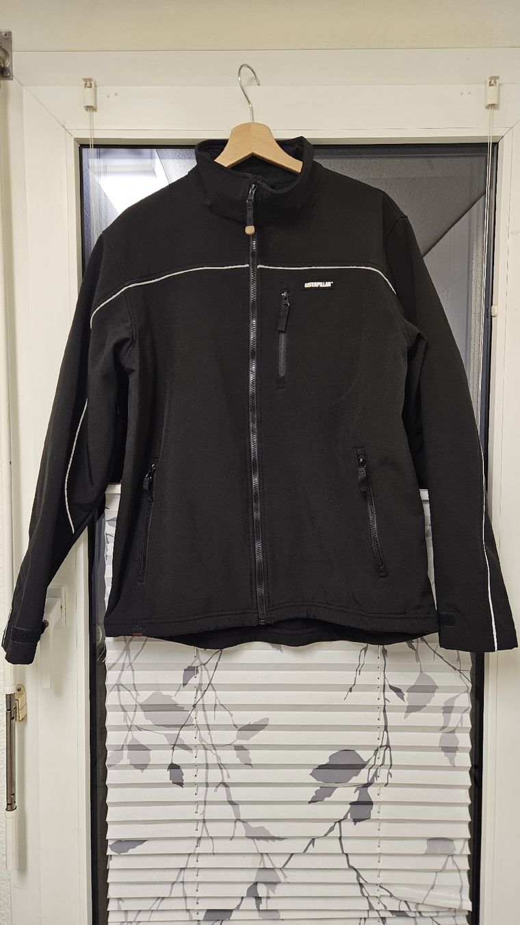 Vestes: CAT Softshelljacke Schwarz Grösse M neuwertig – D'occasion à Mellingen par Hondavtr