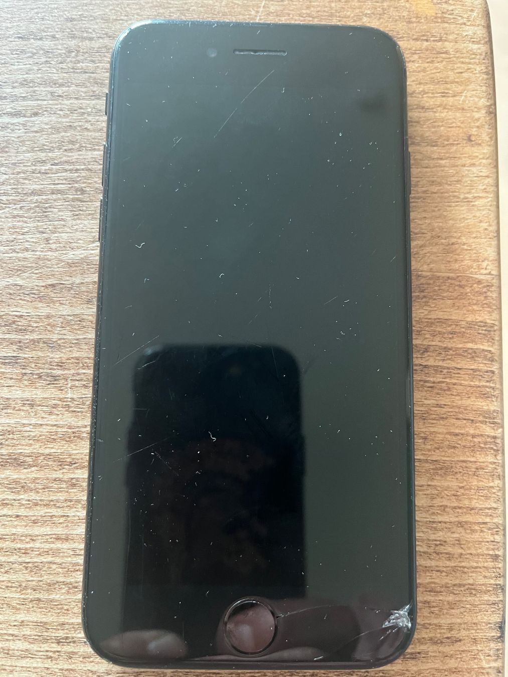 Apple Portables: iPhone SE 2. Generation 128 GB – Défectueux à Luzern par redstripebwoy 2
