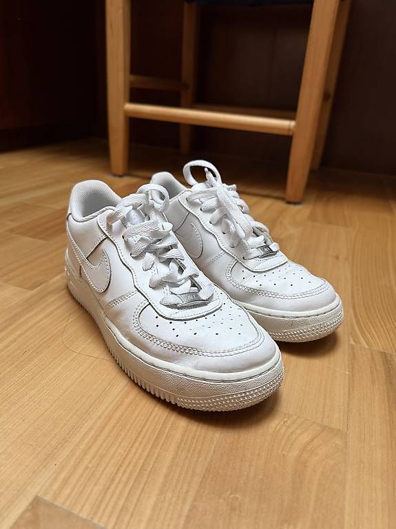 Chaussures hommes: Nike Air Force 1 – D'occasion à Winkel par jbuchwalder17 1