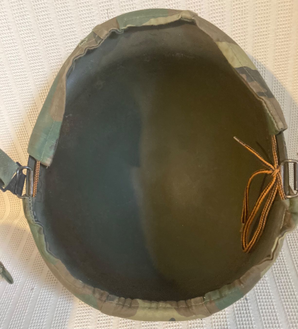 Uniformes & Effets: casque militaire – D'occasion à Bussigny par JPS06 1