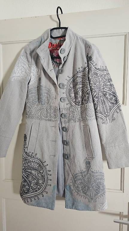 Cappotti: Desigual Mantel Gr. 36 – Usato da Kriens venduto da kida19