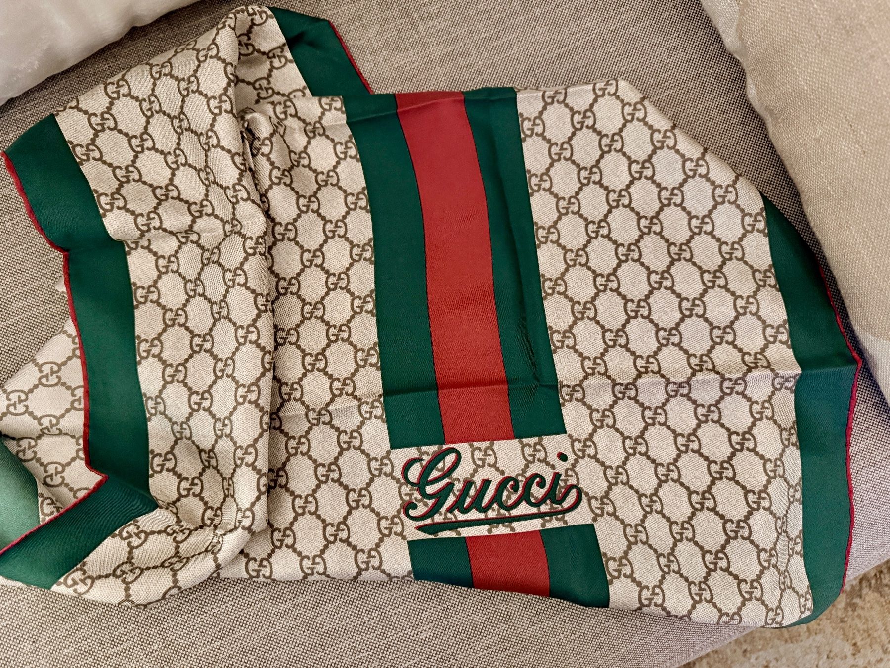 Gucci Foulard & Sciarpe: GUCCI Foulard – Usato da Genève venduto da mar_g5r2 3