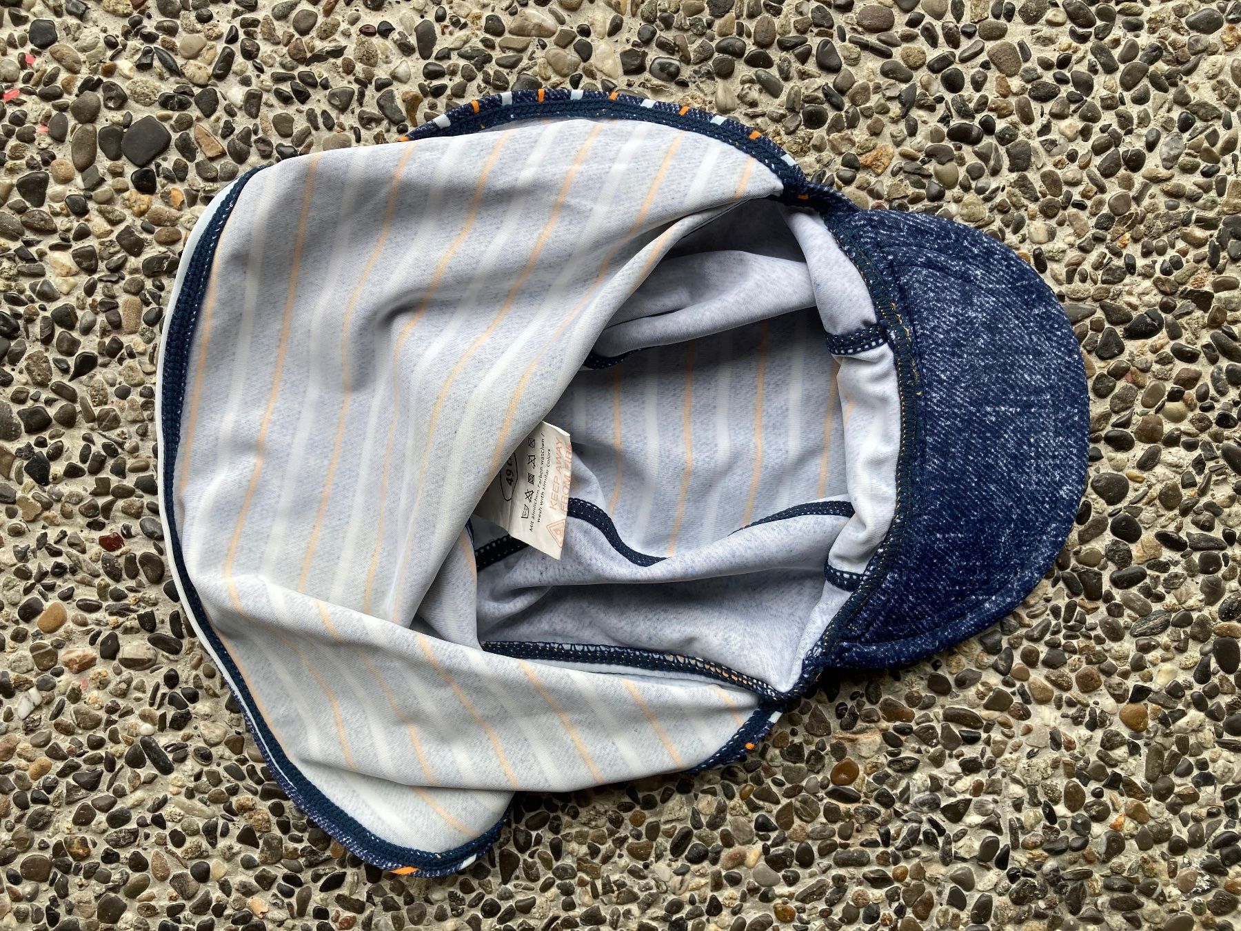 Altro abbigliamento per bambino: Badehut / Sonnehut / UVP Cap, Gr. 49 – Usato da Aetingen venduto da Nadinsky 3