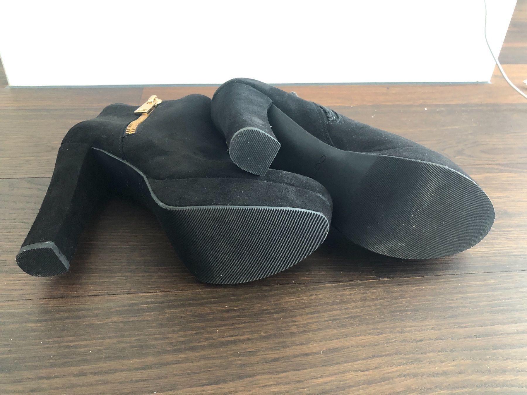 Aldo Scarpe da donna: Schwarze Stiefeletten mit Reisverschluss – Nuovo (secondo la descrizione) da Gisikon venduto da reena.2231 2
