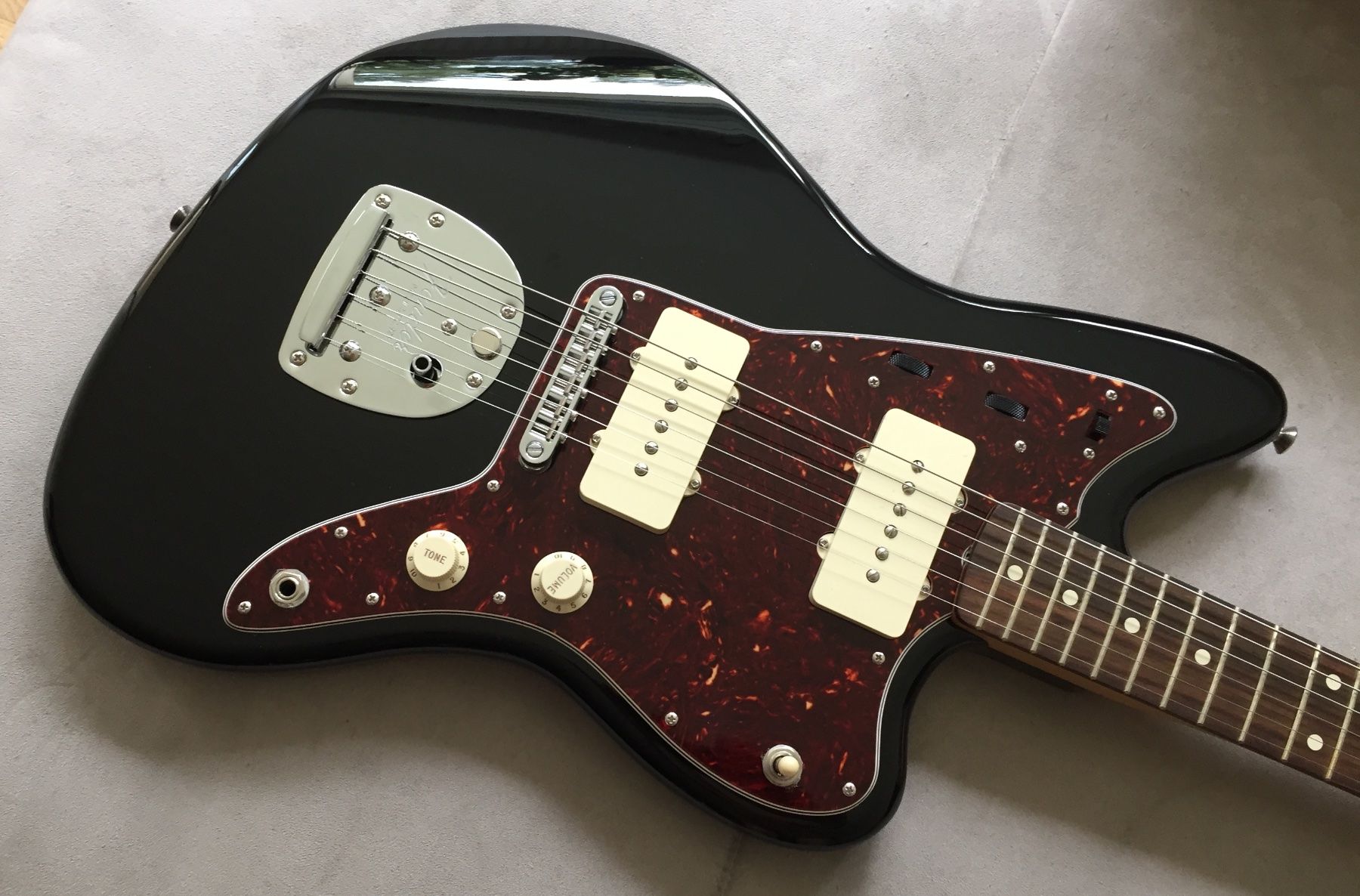 Fender Musikinstrumente: Fender Classic Player Jazzmaster Special – Black – Neu (gemäss Beschreibung) aus Oetwil a.d. Limmat von music_playthings