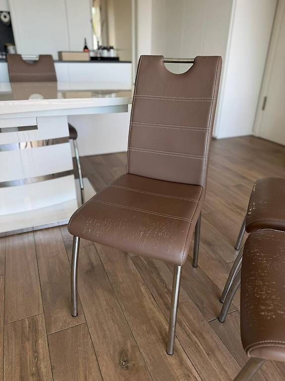 Sedie: 5 sedie conforama – Usato da Massagno venduto da yih_7n8s 1