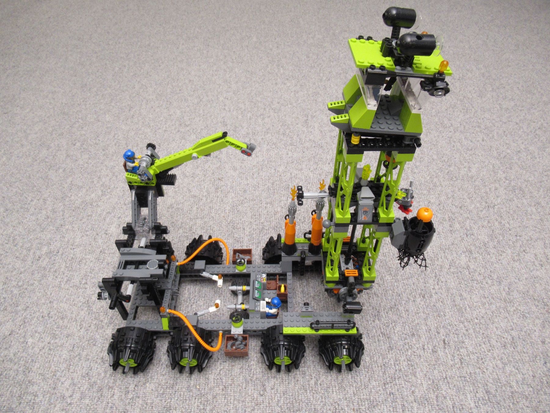 Lego Kit di costruzioni: Lego Titanium Command Rig Nr. 8964 – Usato da Obergösgen venduto da cairn 1