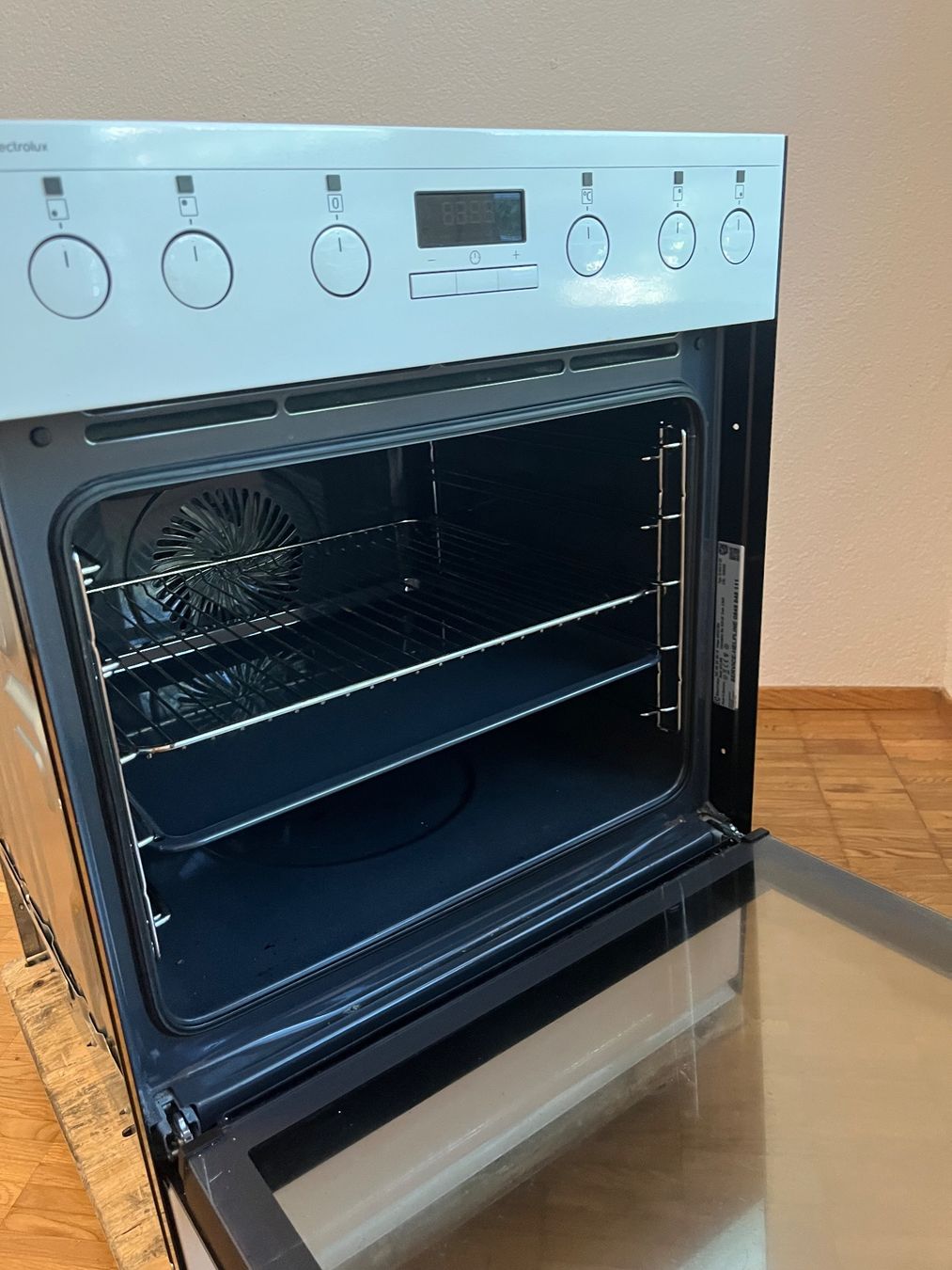 Electrolux Cucine: Backofen + Glaskeramik von Electrolux – Usato da bern venduto da sanducci 3